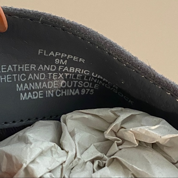 Beautiful Gray Real Suede Leather Fringe Bootie Heels Size 9 - Picture 10 of 11